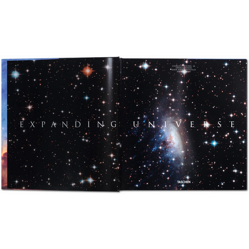 Книга на английском языке "Expanding Universe. The Hubble Space Telescope", Charles F. Bolden - 2