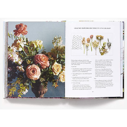 Книга на английском языке "New York in Bloom", Lane G. - 3