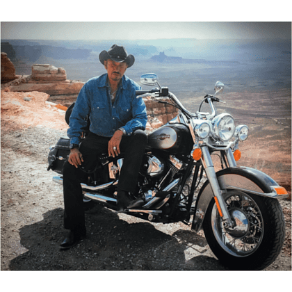 Книга "Harley-Davidson. Легенда жива", Михаэль Левивье - 5